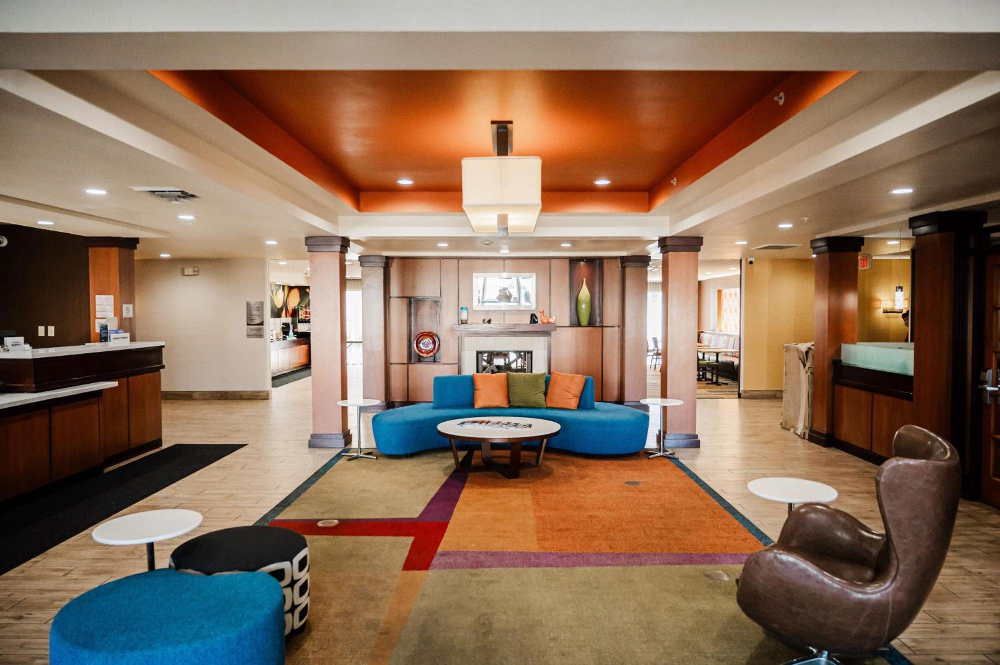 Fairfield By Marriott Russellville Bagian luar foto