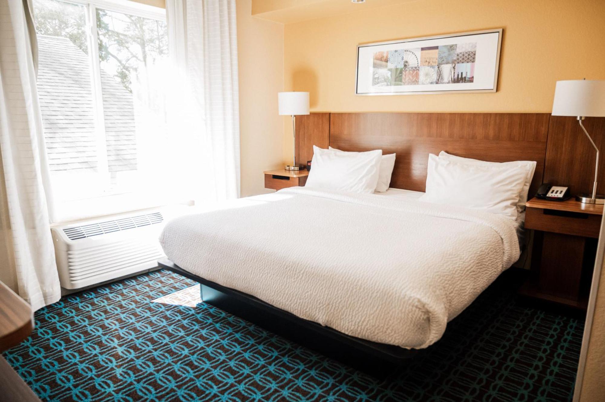 Fairfield By Marriott Russellville Bagian luar foto