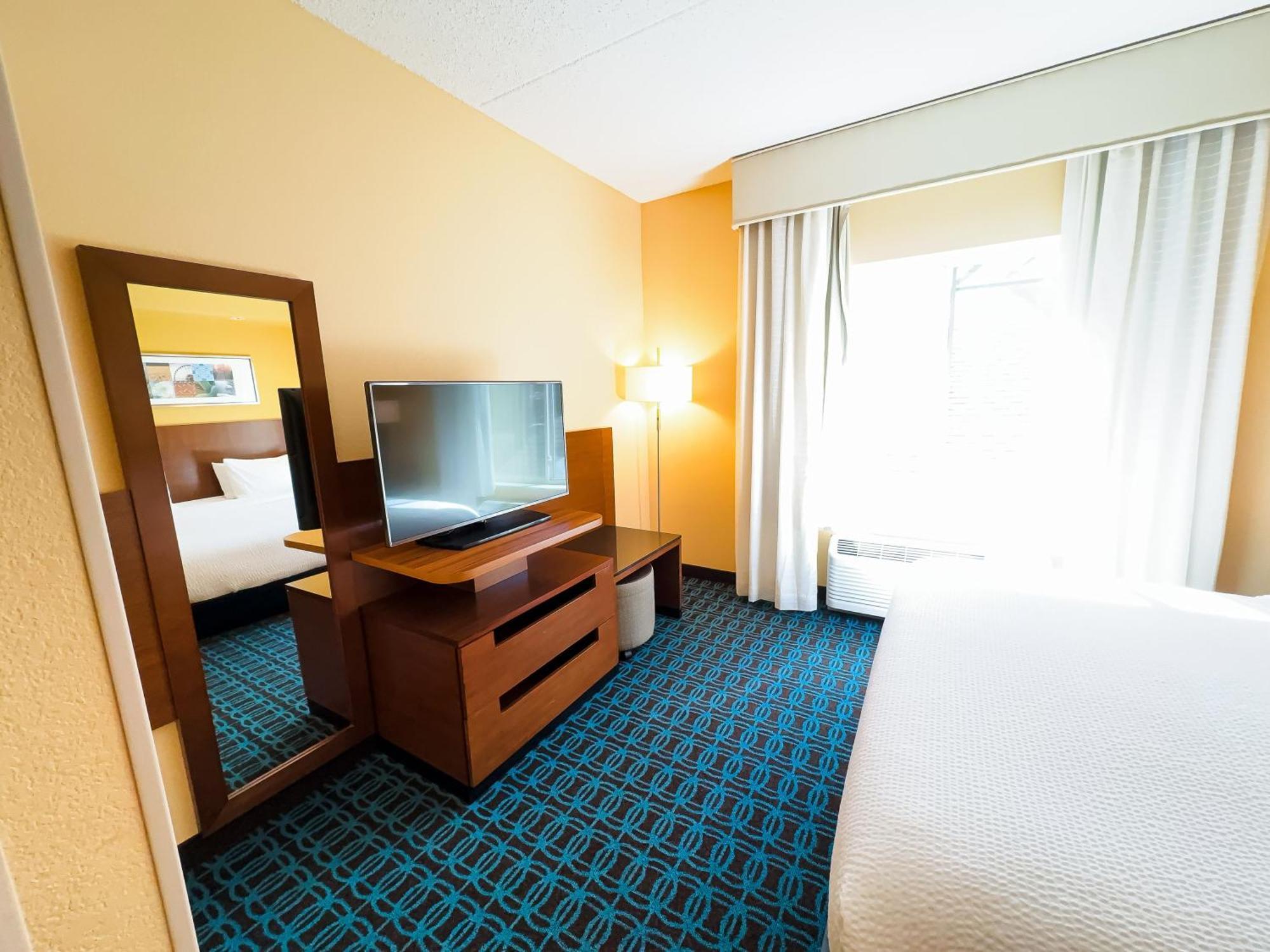 Fairfield By Marriott Russellville Bagian luar foto